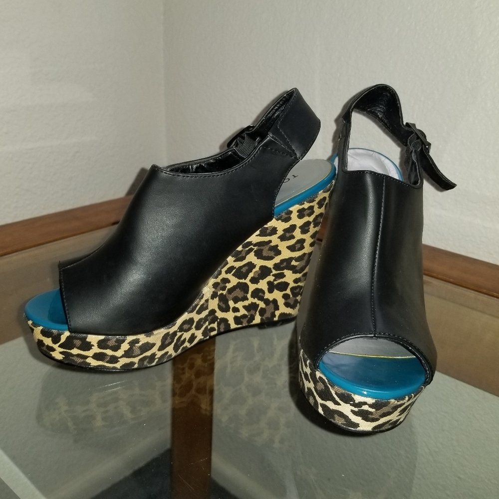 Peep Toe Wedges